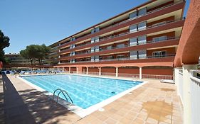 Apartamentos Salles Beach