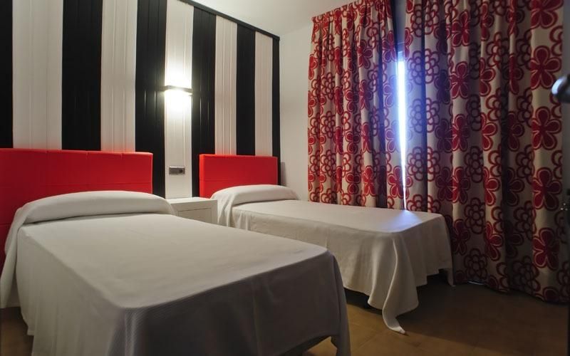 Apartamentos Salles Beach L'Estartit Eksteriør billede