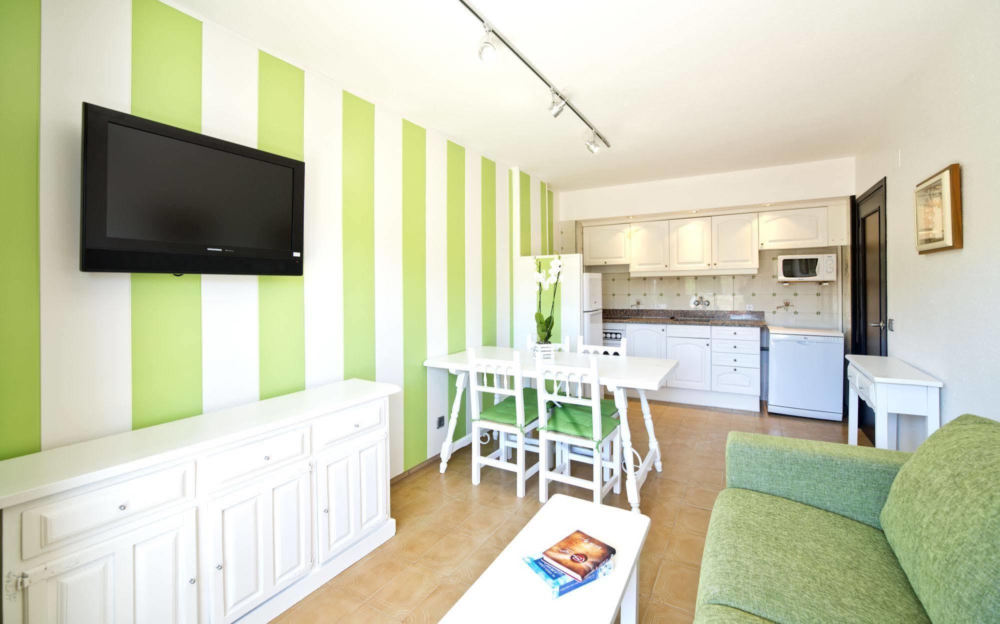 Apartamentos Salles Beach L'Estartit Eksteriør billede
